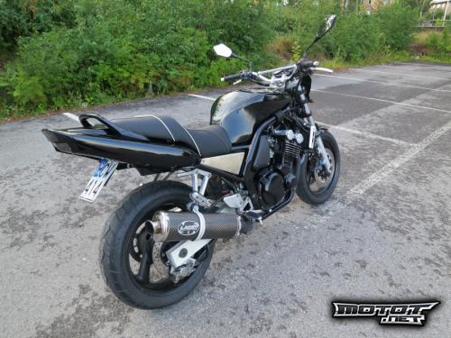 Yamaha FZS-600