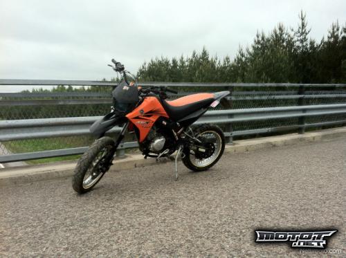 Yamaha XT 125