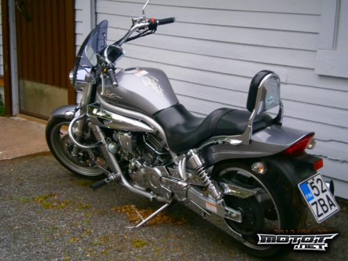 Hyosung GV 650