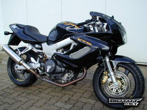 Honda VTR 1000F