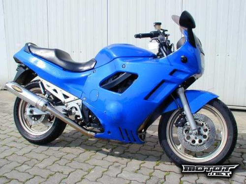 Suzuki GSX 750