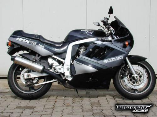 Suzuki GSX-R 750