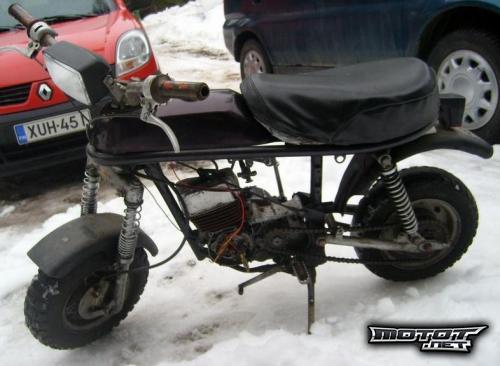Suzuki PV 50