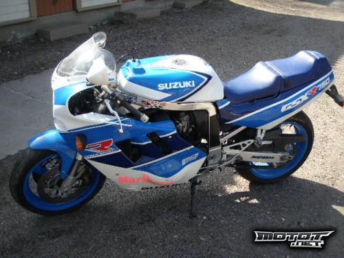 Suzuki GSX-R 750