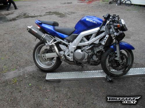 Suzuki SV 1000