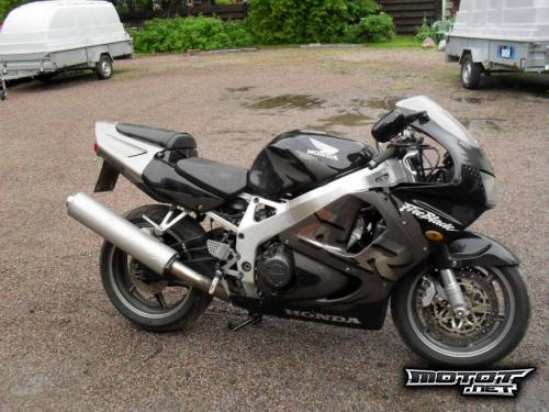 Honda CBR 900 RR