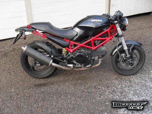 Ducati Monster 696