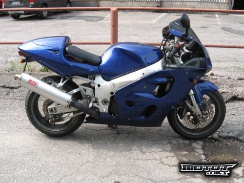 Suzuki GSX-R 750