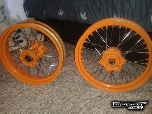 KTM 