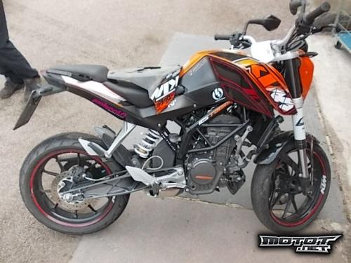 KTM Duke 125