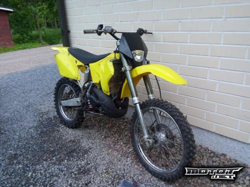 Yamaha YZ 125