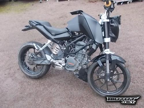 KTM Duke 125