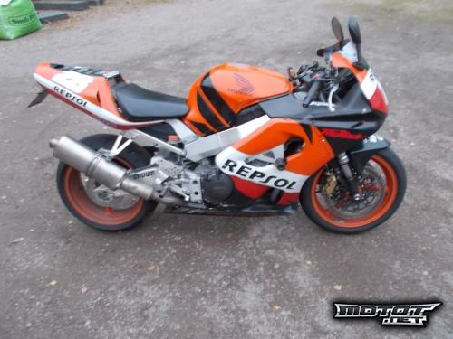 Honda CBR 900 RR