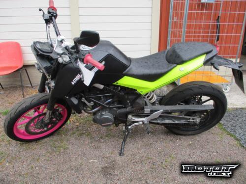 KTM Duke 125