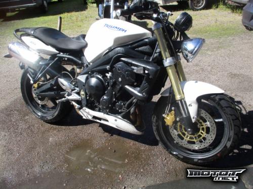 Triumph Street Triple 675